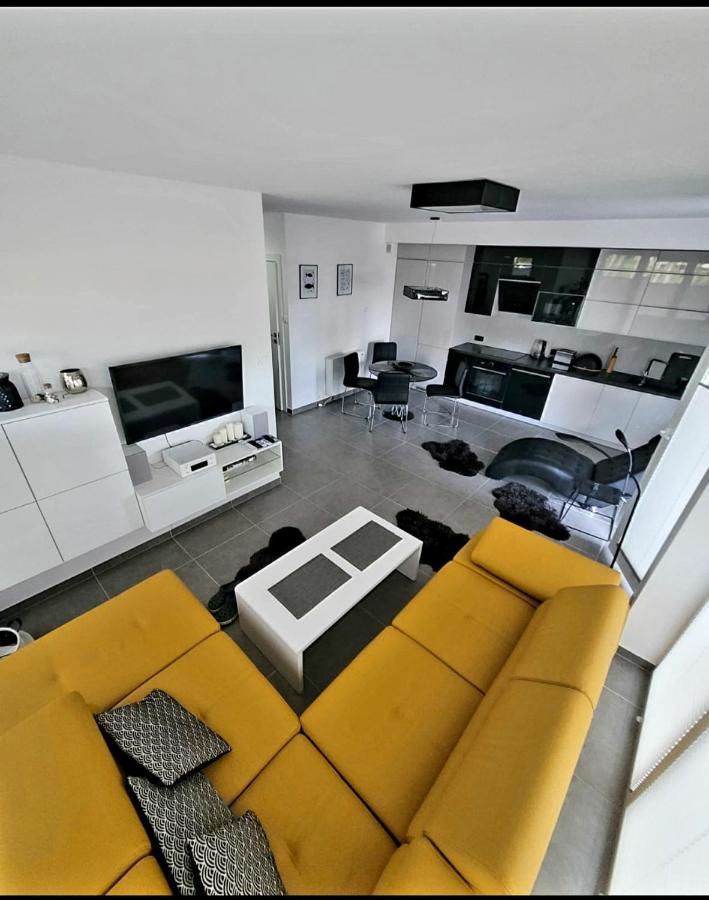דירות Ujście-Darłowskie Apartament Amon Nr 5 מראה חיצוני תמונה