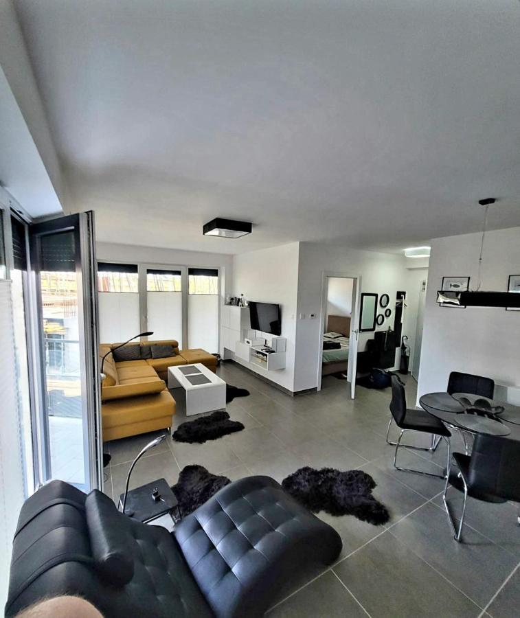 דירות Ujście-Darłowskie Apartament Amon Nr 5 מראה חיצוני תמונה